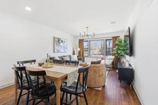 Tulsa Suite Spot-King Bed Near Expo, TU, Dtwn - 3