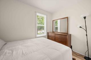Charming Sycamore Home Near NIU & Local Shops - 5