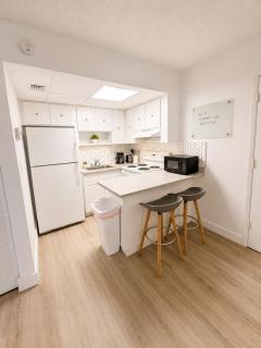 EcoStays Apartment Near Miami Airport 306 - 4