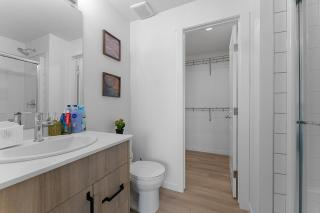 Modern Cozy Haven in Secord - 7