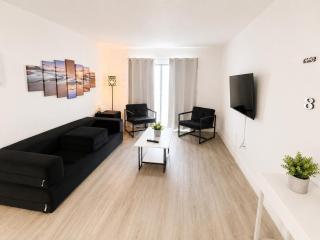 EcoStays Comfort Apartment Near Miami Airport 301 - 6