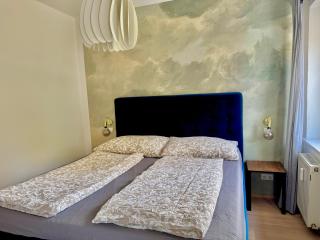 Stylish Premium Apartment with Balcony & AC - 7