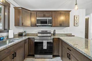 Hillside Haven - 1