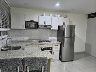 Departamento moderno en la mejor zona de Trujillo - 2