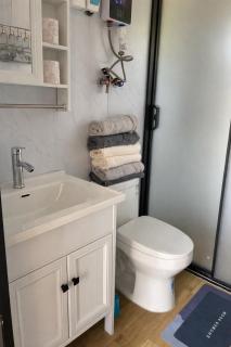 Casa Lucca 2 Bedrooms, Sofa Bed, Up to 6 Guests, 7 minutes from the beach - 2
