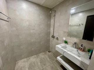 The luxury Apartment hub - 4