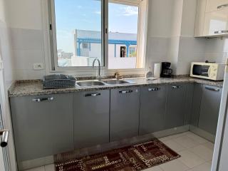 Stylish 2BR Fully Equipped La Marsa - 3