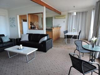 83 Sunrise Dve 2 Storey BeachHouse - 5