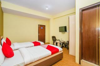 Hotel O by OYO Alankar Residency - 9