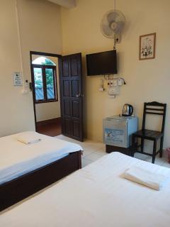 DokPhut Guesthouse - 3