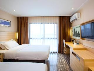 City Comfort Inn Guilin North High Speed Railway Station Square - 5