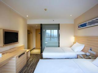 City Comfort Inn Guilin North High Speed Railway Station Square - 3