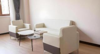 Green Tree Inn Express Inner Mongolia Tongliao Zalute Qi Lubei Town People's Hospital - 5