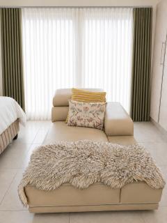 Sage & Stone Residence - 1