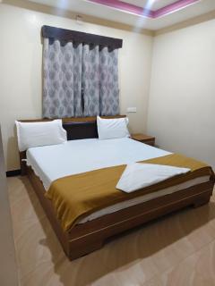 Devine stay in 200 meters from Guruvayur temple - 0