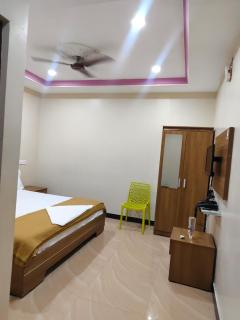 Devine stay in 200 meters from Guruvayur temple - 7