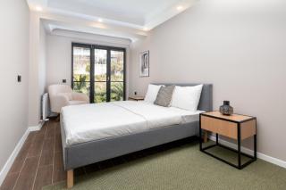Luxury 2BR Bosphorus View Residence with Free Parking - 9