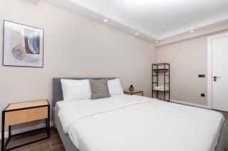 Luxury 2BR Bosphorus View Residence with Free Parking - 8