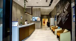 GreenTree Alliance Hotel Chongqing Fortune Plaza Xingfu Square Guangdianyuan Light Rail Station - 7