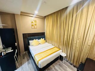 SS Grey Hotel - 4