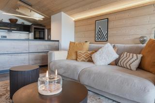 Exceptional 3BR penthouse in heart of Villars - 7