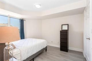 Stylish 2BR with Great View! Steps from Square One - 6