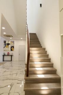 Zeus Living - LOFT VILLA - 8