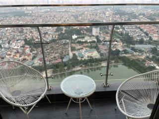 Hommit Masteri Tòa A - Căn hộ 2 phòng ngủ view hồ, máy chiếu - 1