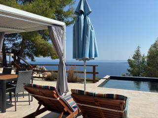 Secluded Sea View Sanctuary - Pool & Total Privacy, 250m to Beach - Falcon View Hvar - 9