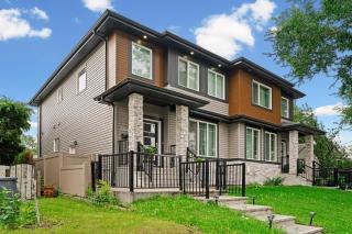 Stylish 4BR 5Bed Oasis Fast Wi-Fi and Free Parking - 8