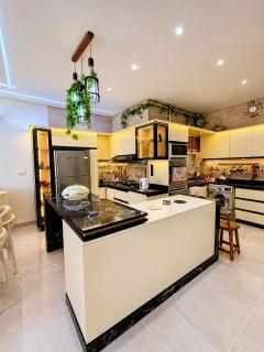 Luxury 3BR Chalet in Mazarine - Pools & Lagoon - 3