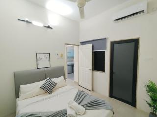 Tambun 106 Guesthouse by IWH Suites - 2