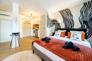 Jolies Courbes - Balnéo, Queen Size & Parking - 7