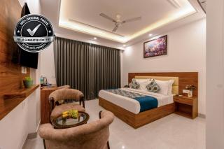 Hotel De Clark Luxury Airport Hotel near Delhi IGI Airport T3 with Free WiFi & 24x7 Check-in - 7