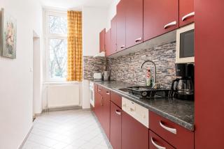 Lovely 3BR Shared Apt Near Belvedere Great for Long Stays - 6