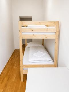 Lovely 3BR Shared Apt Near Belvedere Great for Long Stays - 4