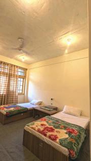 ALP Nomad Restaurant and Guest House Sultanabad Gilgit - 7