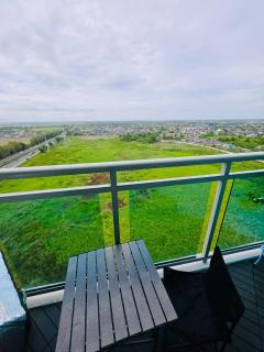 Azure North Beach Residence The Core Opulence - 4