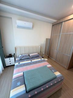 Icon Suite B-2-9 - 3
