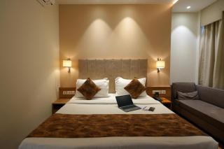 Celebrant Hotel - 4