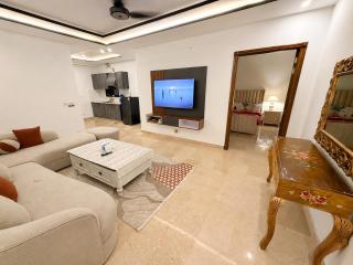 Landmark III High Rated Apartment - 3