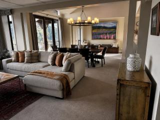 Commonage Villa 4BR by Patterson Hospitality - 9