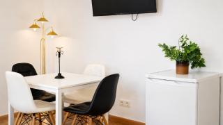 Modern 2BR Stay in a Prime Vienna Location - 7
