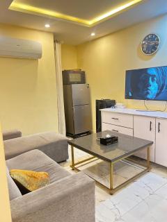 Daily Room Stay - Rizco Heights 2 - 4