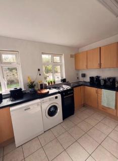 Cozy 2 bed house in Foxrock - 5
