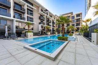 Spacious 3BR Across Circle Mall Prime JVC Spot - 6