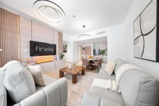 Hot Spot 2BDR Yas Island Sleeps 12 - 9
