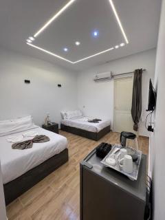 Triple-Room Karma Hotel-Egyptian Museum - 1