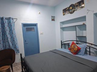 Happy Trails Hostel Udaipur - 4