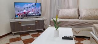 Appartement F3 bien équipé à boulevard millenium oran - 0